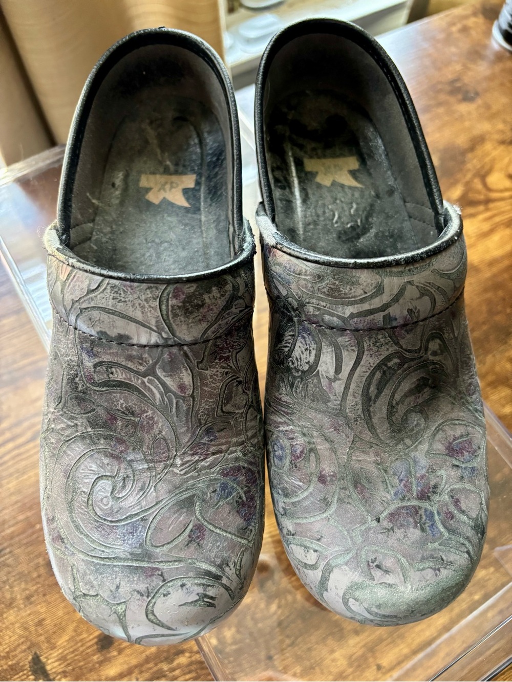 Dansko XP Professional Clogs Size 37 Tooled Floral Leather